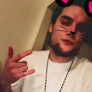 Meet your Posher, Ryan